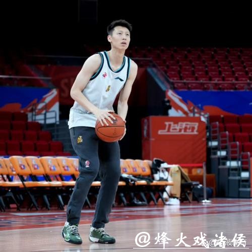 大鸟空砍22+20赵岩昊21分 7人上双广厦胜深圳 大鸟空砍22+20赵岩昊21分 7人上双广厦胜深圳